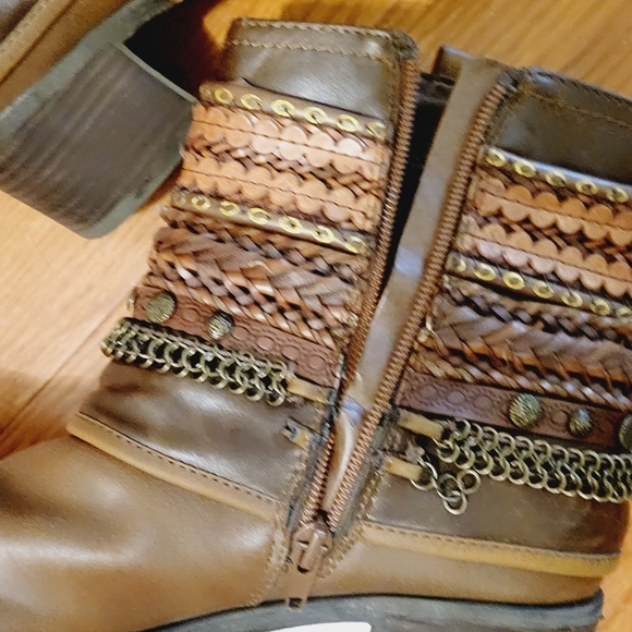 Booties - Picture 10 of 11